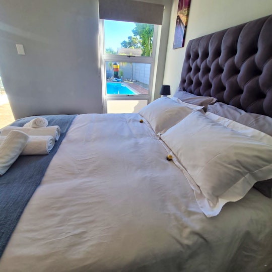 Bloubergstrand Accommodation at  | Viya