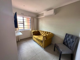 Northern Suburbs Accommodation at Orange on Pinto | Viya