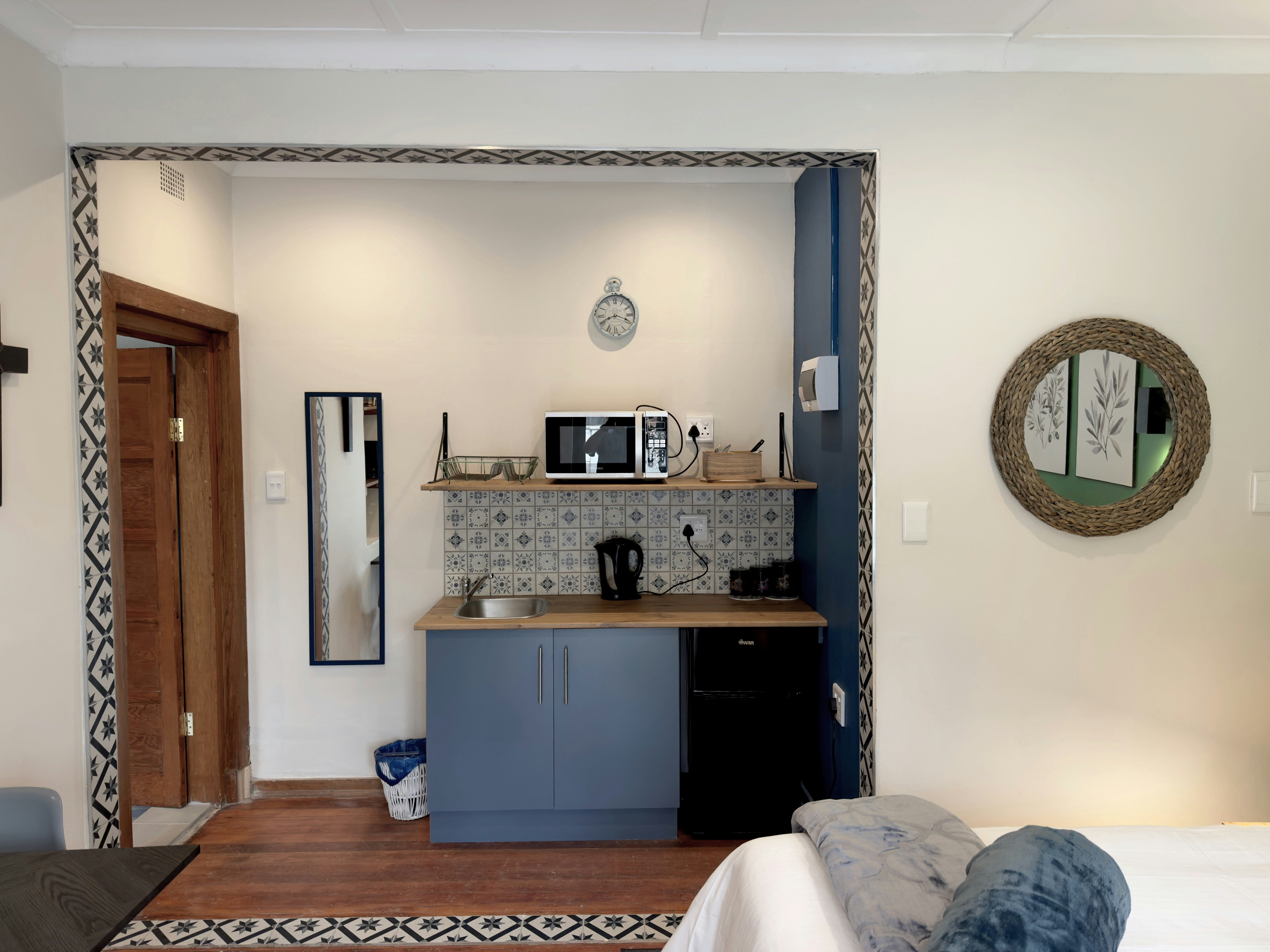 Amberaine Guest Lodge image no 6 of 18