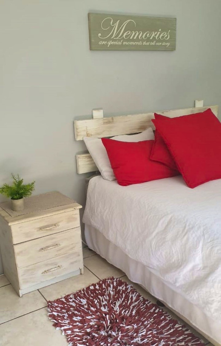 Eastern Cape Accommodation at Moments and Memories in Bonza Bay | Viya