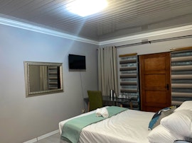 Gauteng Accommodation at Retro Guesthouse | Viya