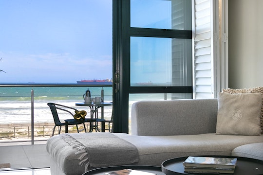 Bloubergstrand Accommodation at  | Viya