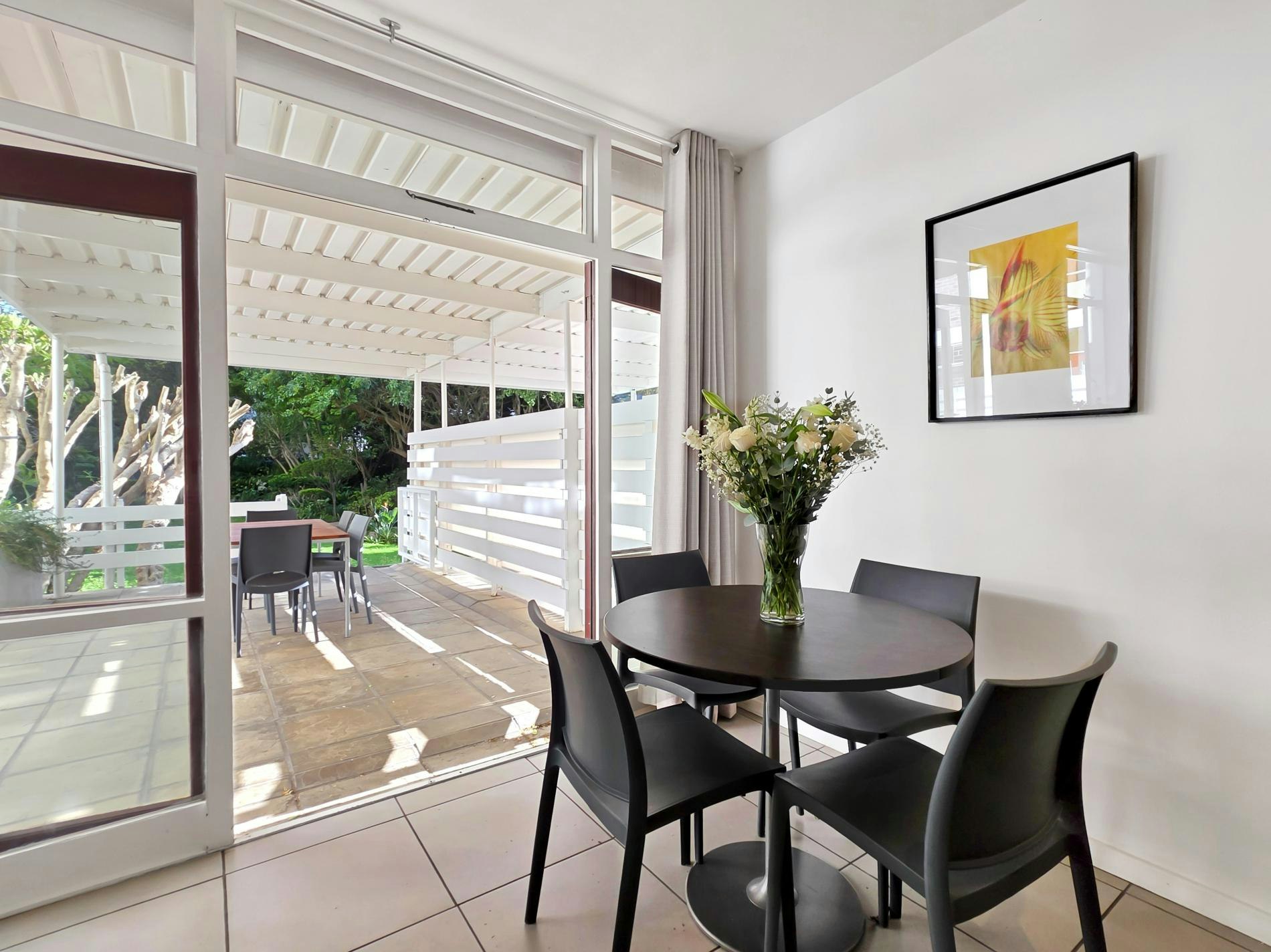 St Martini Gardens Patio Apartment image no 10 of 41