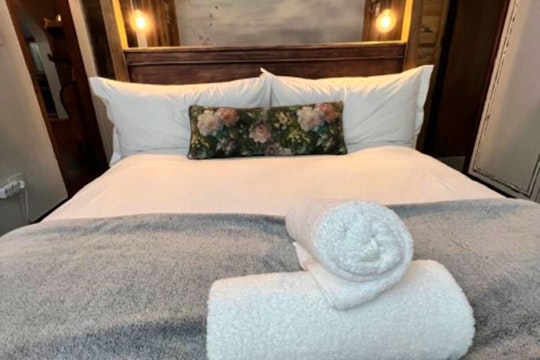 Twelve First Avenue Holiday Home