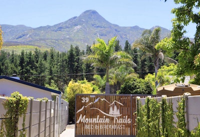  by Mountain Trails Accommodation | LekkeSlaap