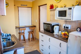 Mossel Bay Accommodation at T & H Sauer Guest House | Viya