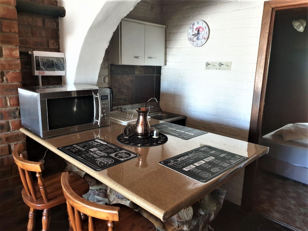 Despatch Accommodation - LekkeSlaap