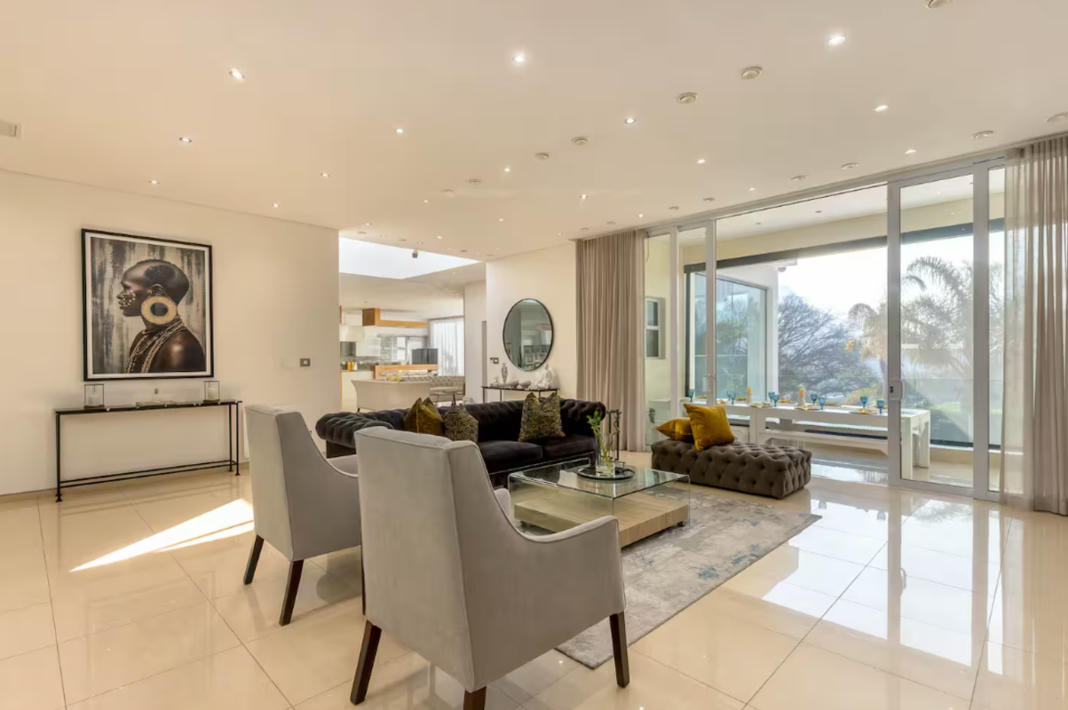 Solara Luxury Villa-Bishops Court image no 9 of 58