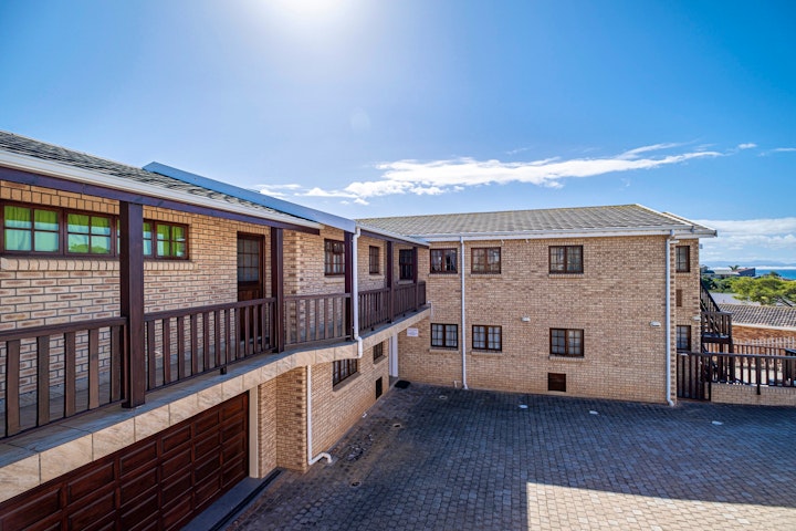 Jeffreys Bay Accommodation at Muzuri | Viya