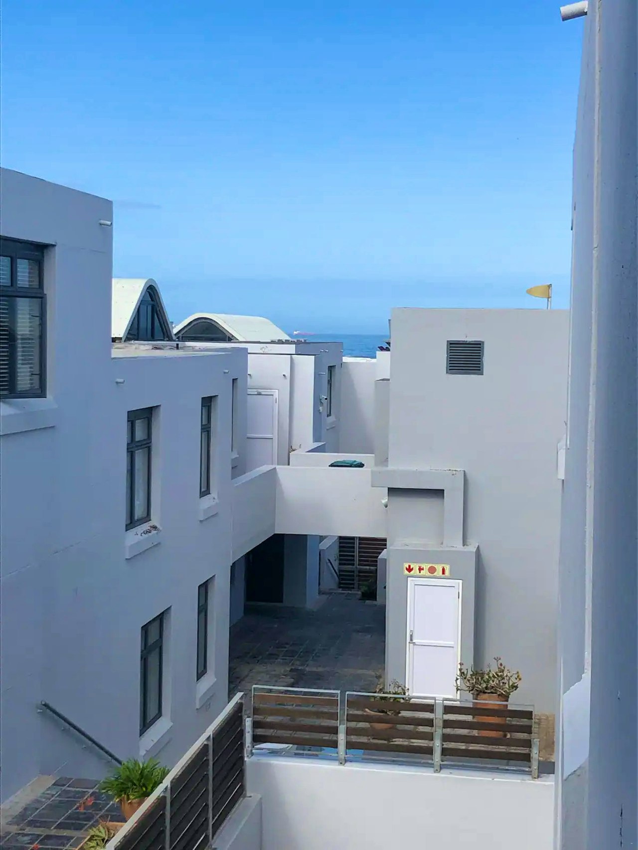 Bloubergstrand Accommodation at  | Viya