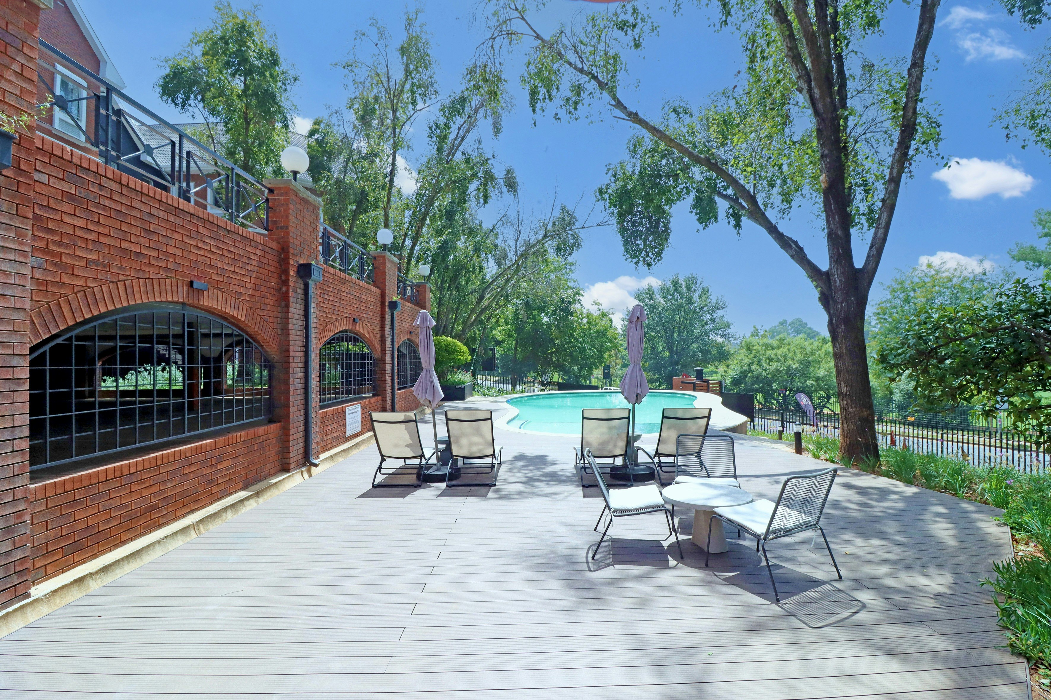 Elegant Studio in Illovo image no 1 of 38