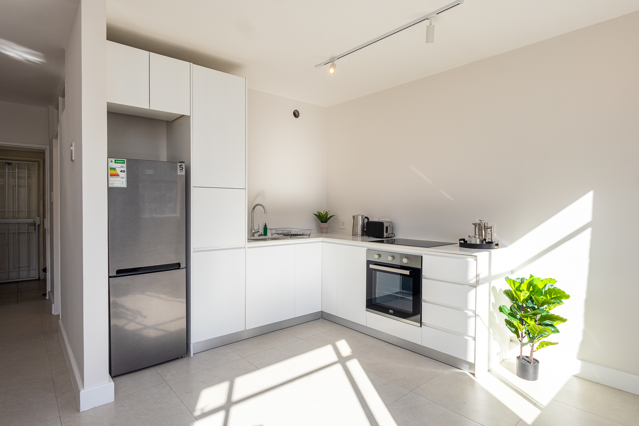 Bright City Studio in the Heart of Cape Town image no 8 of 17