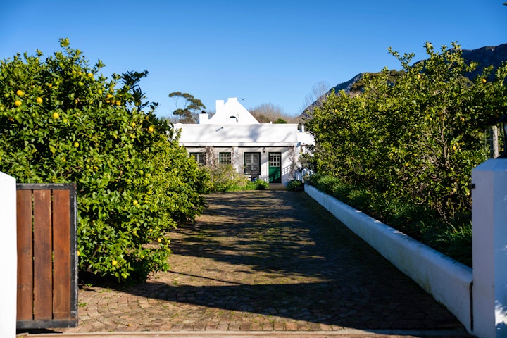 Western Cape Accommodation at Hemel N Aarde Stud | Viya