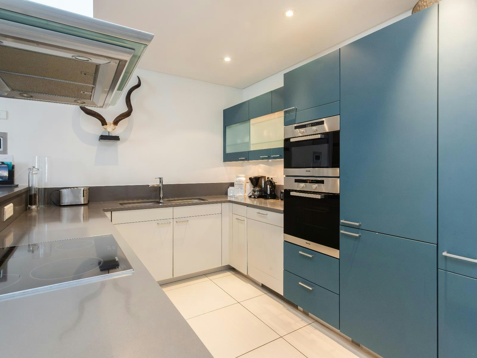 Mountain Marina - One Bedroom Premier 8 image no 10 of 21