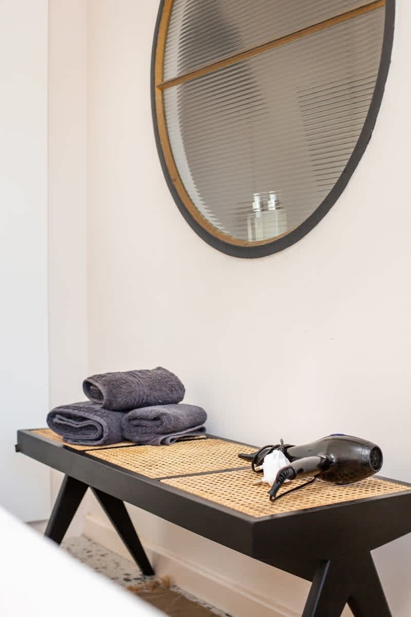 Love My Spacious Habitat - 1 Bedroom Penthouse image no 22 of 45
