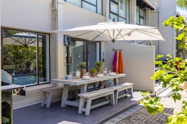 Garden Route Accommodation at Exquisite pool-side apartment | Viya