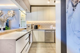 Atlantic Seaboard Accommodation at Luxury Central Promenade Apartment | Viya