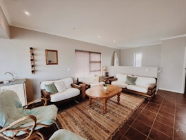 Struisbaai Accommodation at Makulu Strand House | Viya