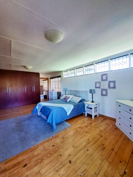 Sarah Baartman District Accommodation at 'n Stukkie Mooi Raakvat Houthuis | Viya