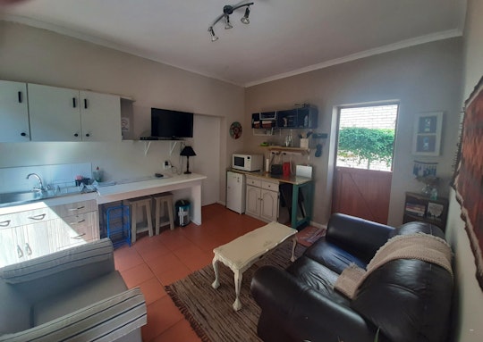 Hermanus Accommodation at  | Viya