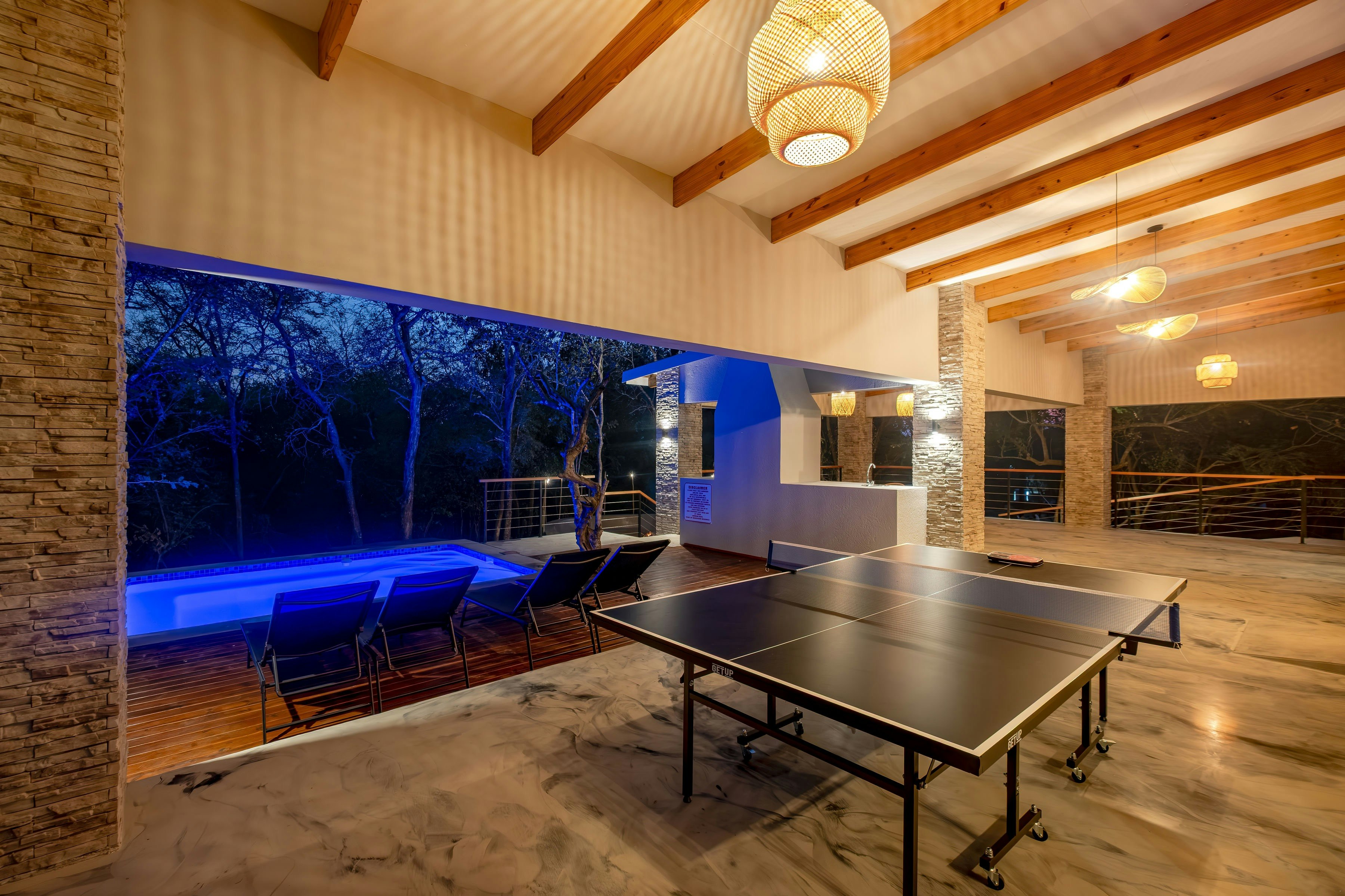Yana’s Luxury Villa image no 22 of 25
