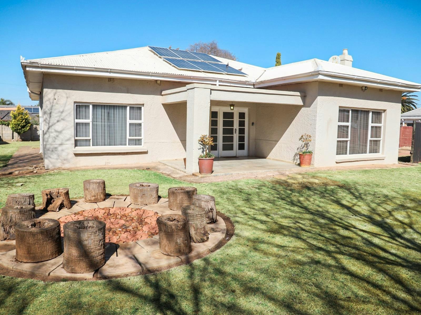Modern Farm Stays 12 Swart Street image no 1 of 13