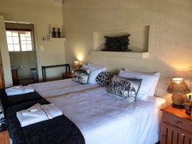 Kruger National Park South Accommodation at Kingfisher Post | Viya