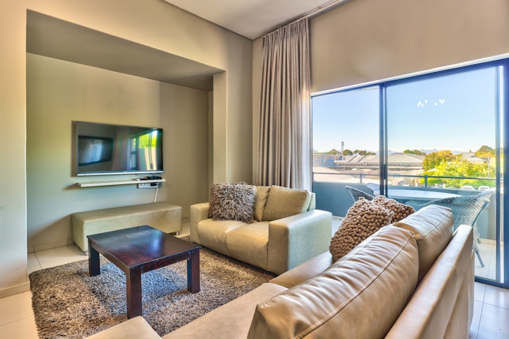 Cape Town Accommodation at 105 On Heritage Square | Viya