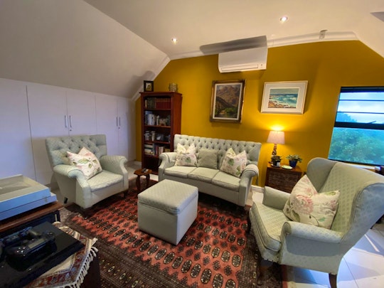 Hermanus Accommodation at  | Viya