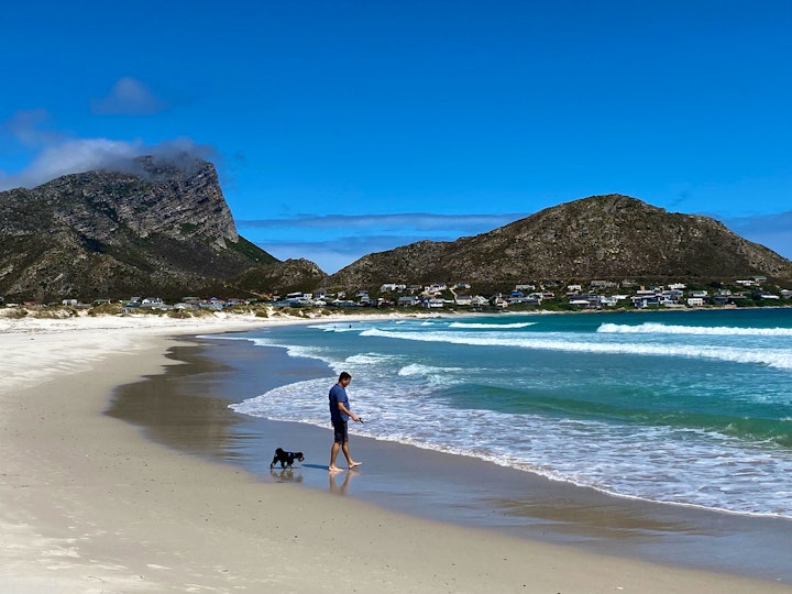 Western Cape Accommodation at Pringle Bay Beach Villa - WarieSeeSing | Viya