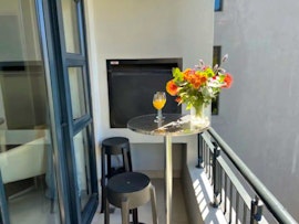 Stellenbosch Accommodation at Modern Apartment | Viya