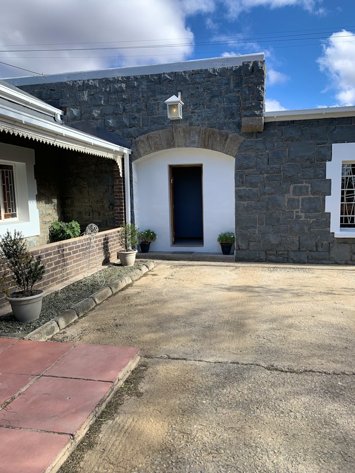 Karoo Accommodation at Vyfster The Old Jail | Viya