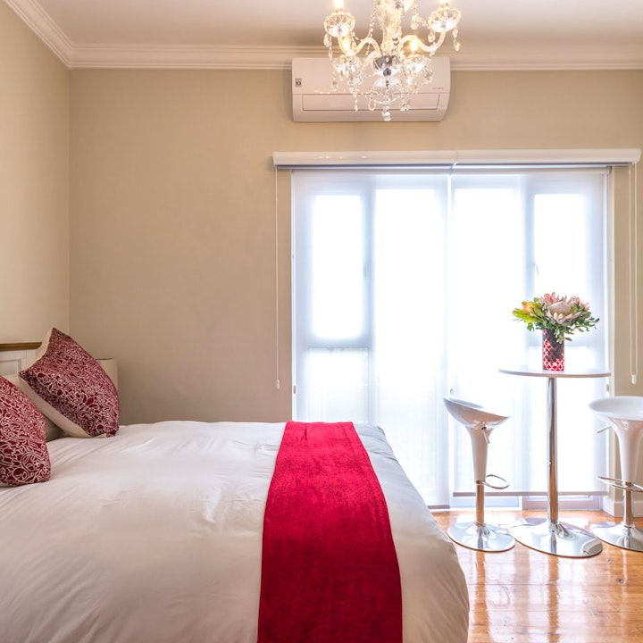 Cape Town Accommodation at Vesper Apartments | Viya