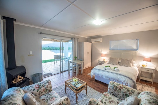 Cape Winelands Accommodation at  | Viya