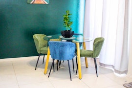 Kyalami Accommodation at Trendy Midrand Hideaway | Viya