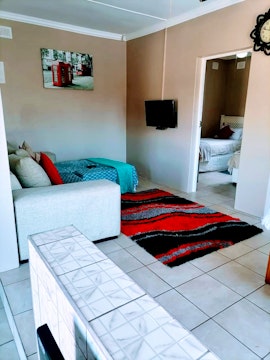 Port Shepstone Accommodation at Poolside Guest House | Viya