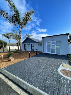 Northern Suburbs Accommodation at DeTuin Accommodation | Viya