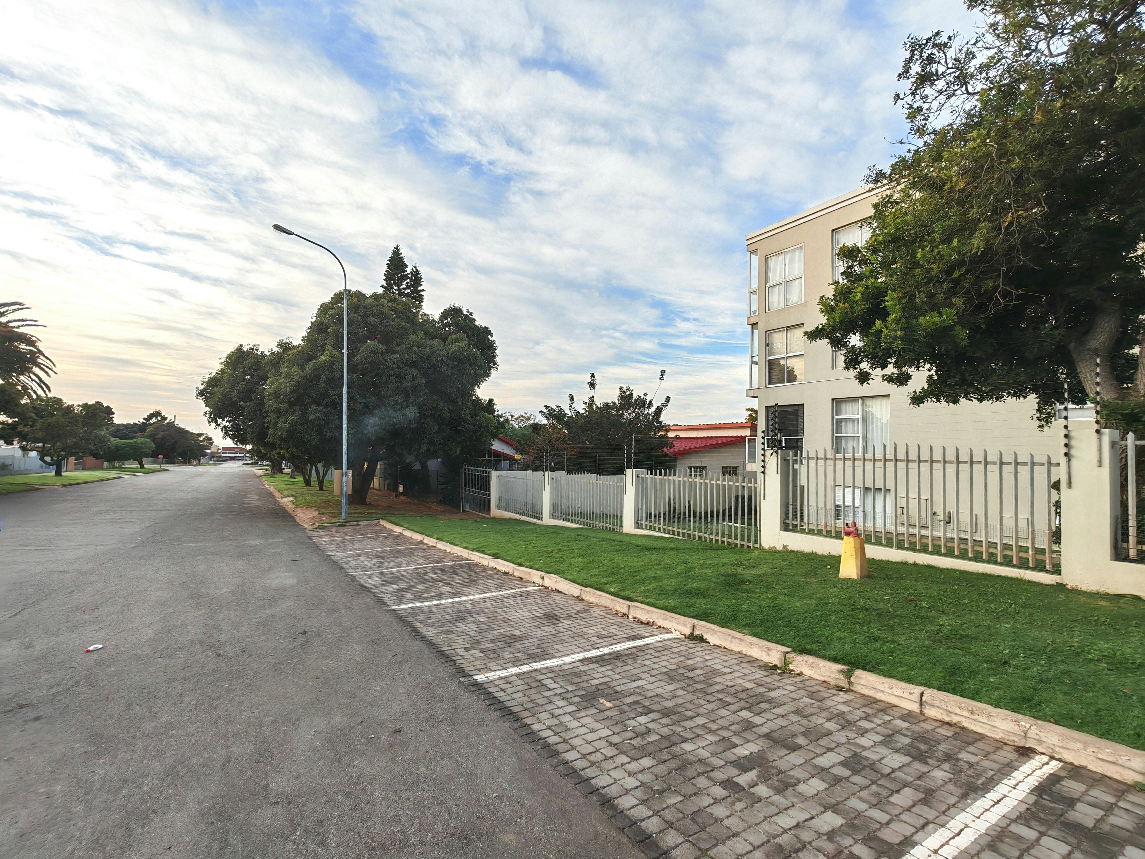 Stay At Jbay image no 23 of 26