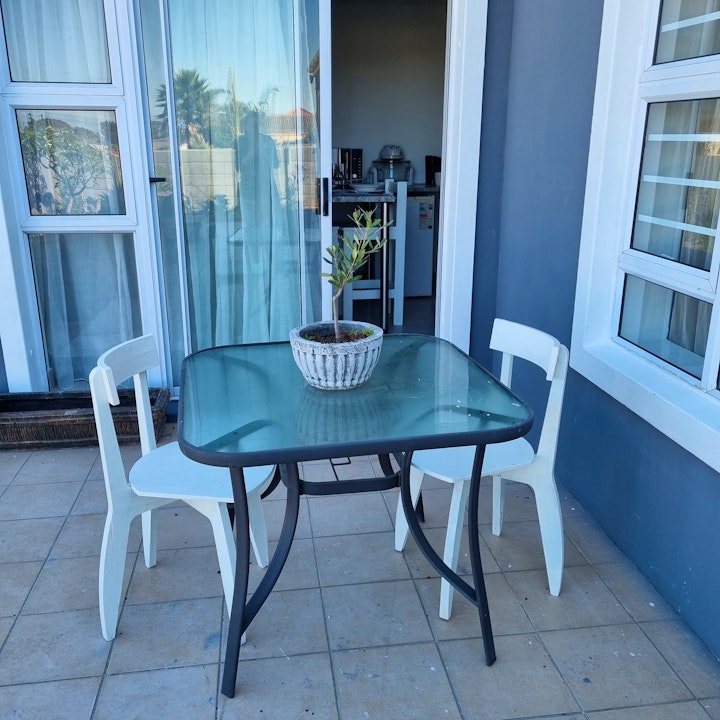 Cape Town Accommodation at The Somerset Nest | Viya