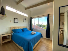 Cape Town Accommodation at Tree House by the Ocean | Viya