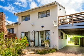 Plettenberg Bay Accommodation at Bishop's Rock Corner | Viya