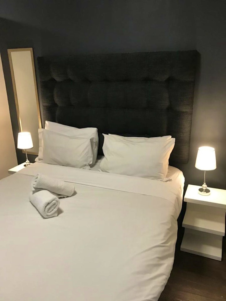 Johannesburg Accommodation at Easy Stay - Vantage 703 | Viya