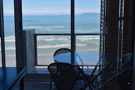 Cape Town Accommodation at St Tropez 905 | Viya