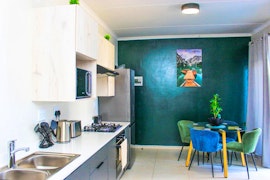 Kyalami Accommodation at Trendy Midrand Hideaway | Viya