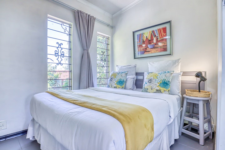 Rooihuiskraal Accommodation at Bedford Manor | Viya