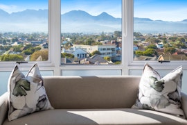 Cape Town Accommodation at Palms Clouds | Viya