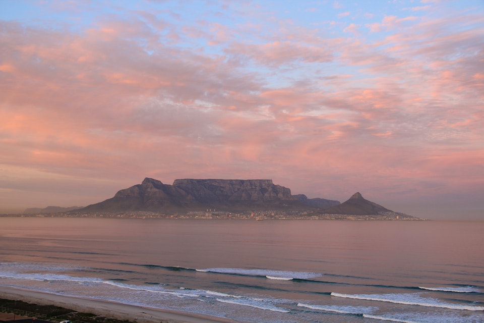 Bloubergstrand Accommodation at  | Viya