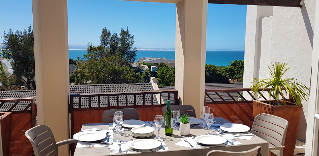 Jeffreys Bay Accommodation at  | Viya