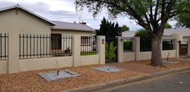 Karoo Accommodation at Aloes 1st on Camp | Viya