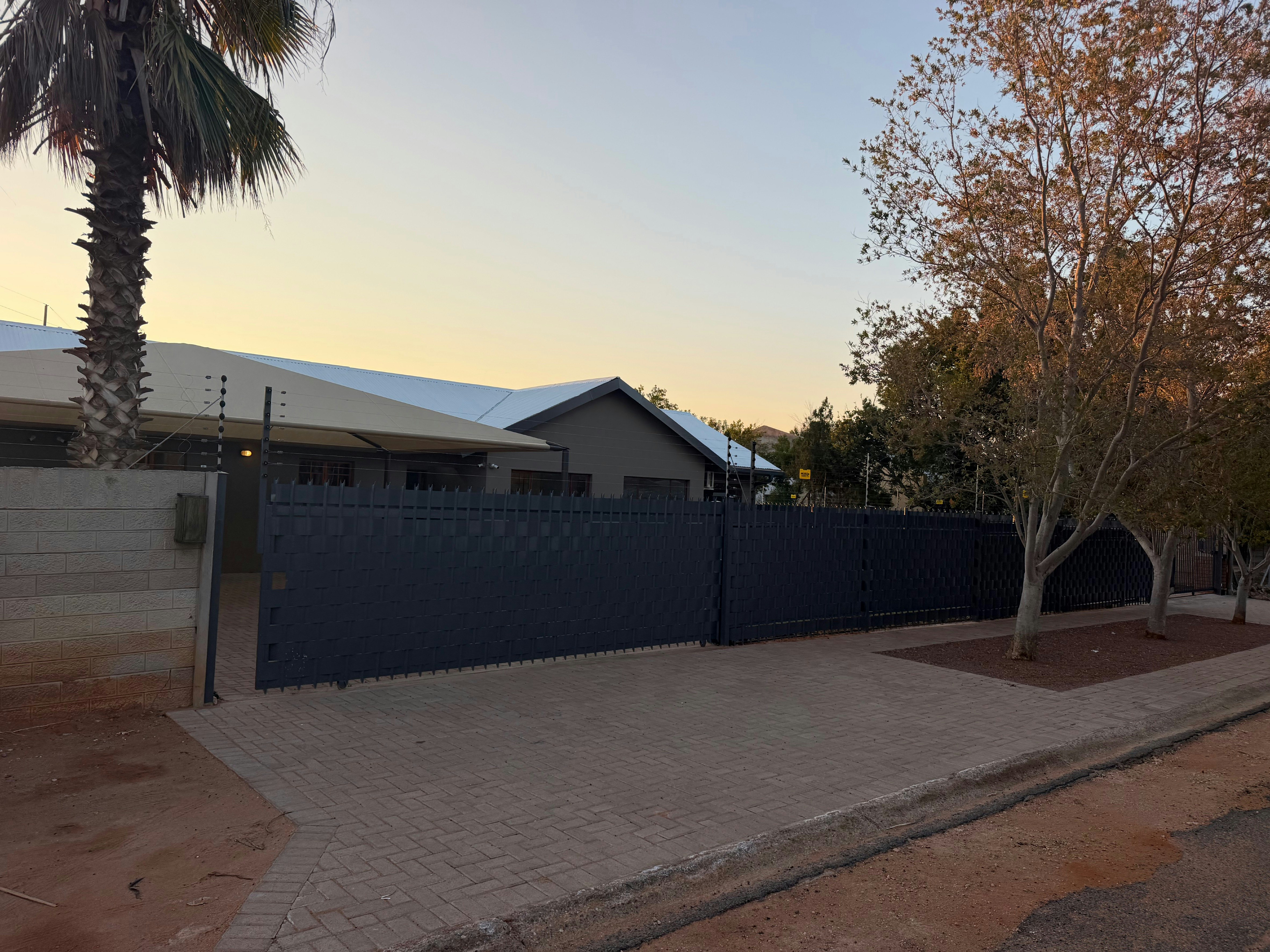 @10IXIA Upington image no 26 of 27